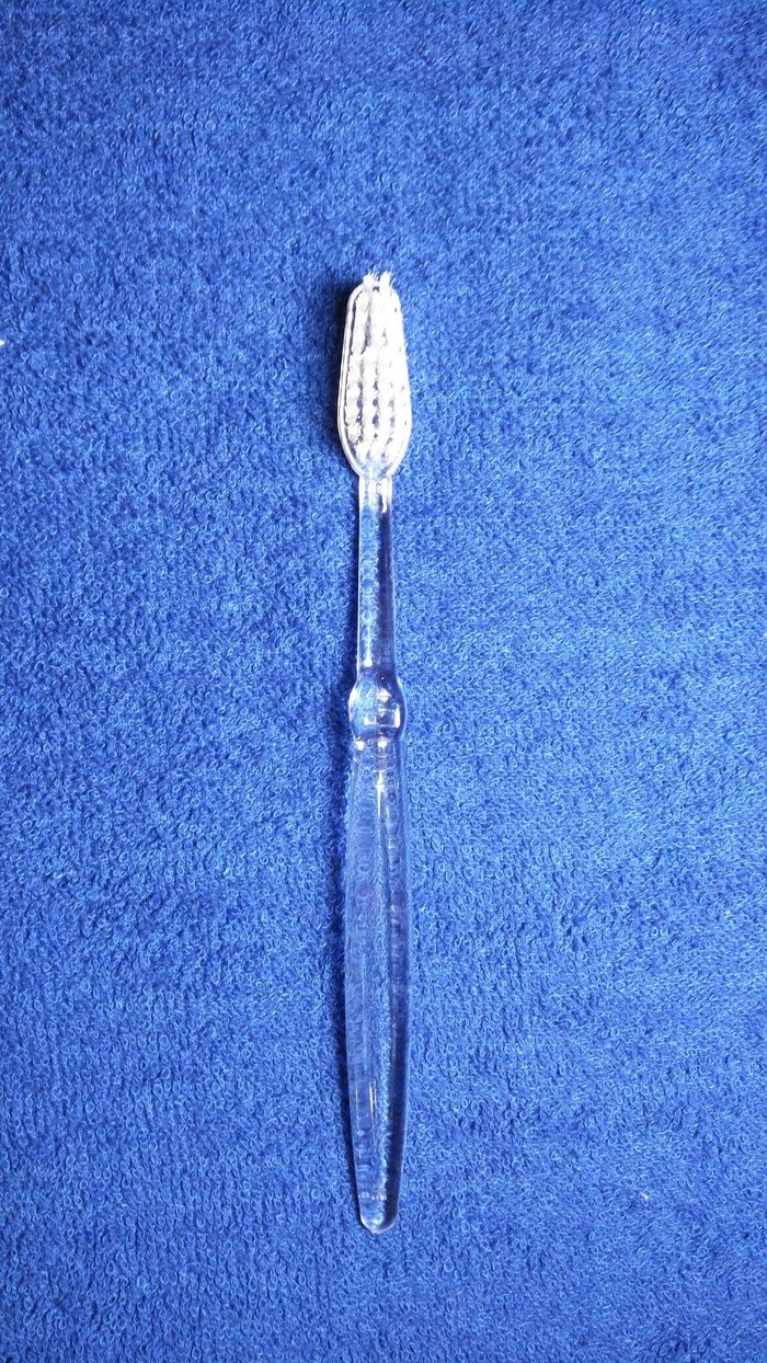 sikatnya saja Kristal 16,5 cm (1 karton isi 1000)